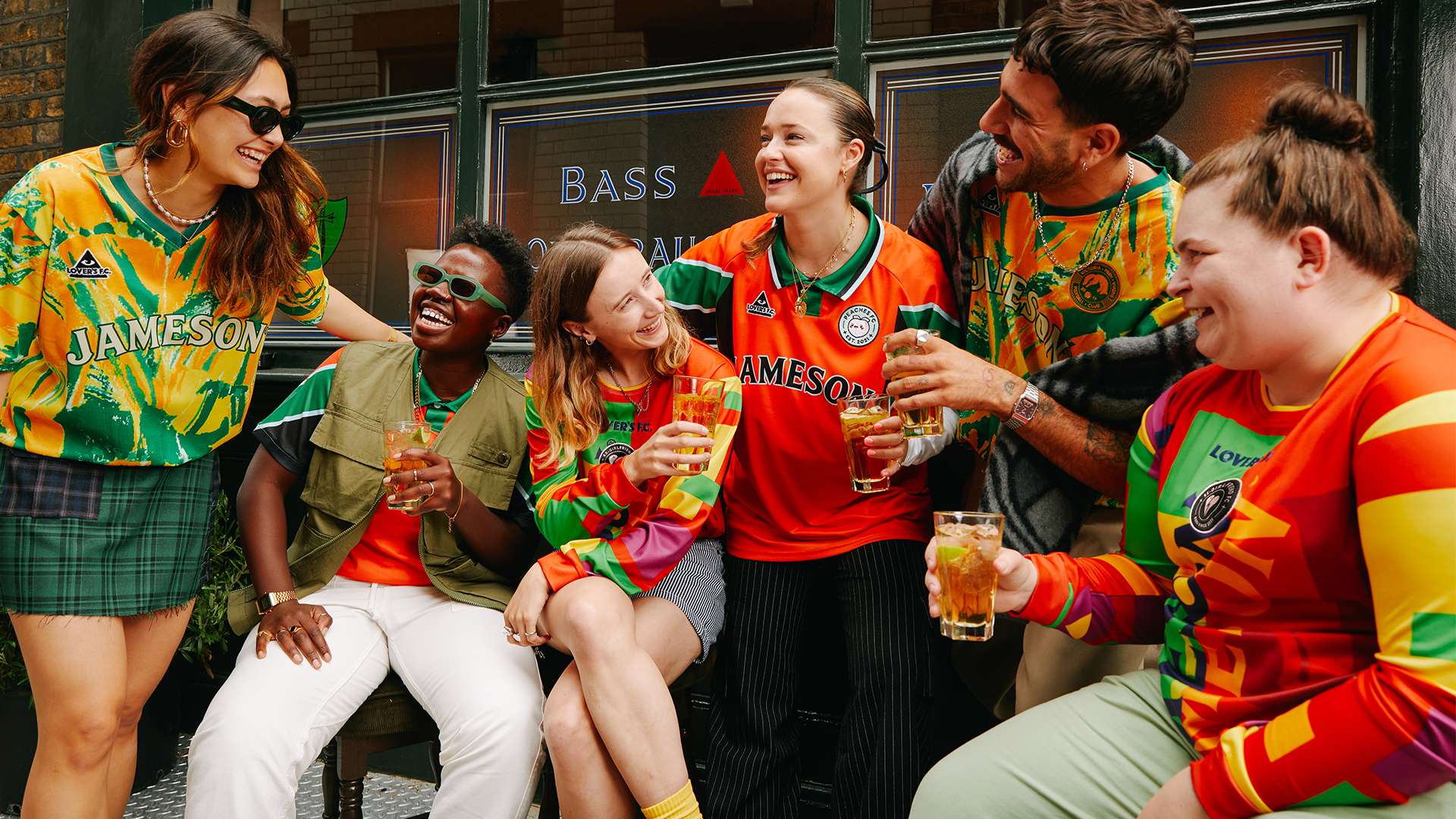 使纽卡斯尔 使纽卡斯尔